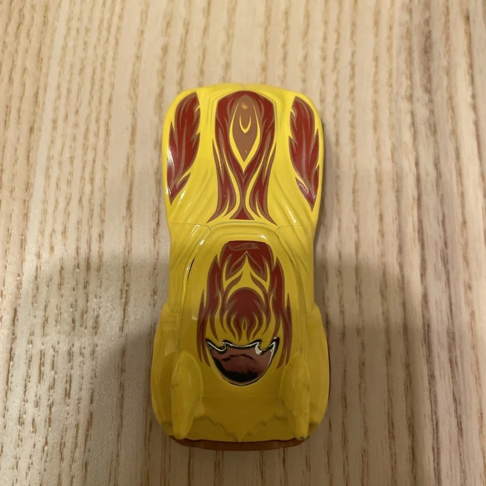 2010 Hot‎ Wheels Howlin' Heat die-cast car from the Street Beasts series